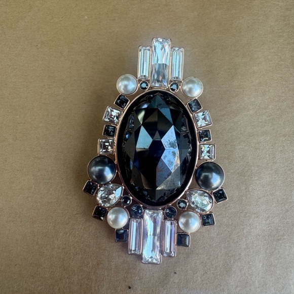 Swarovski Brooch Crystal Black Stone - Picture 1 of 5